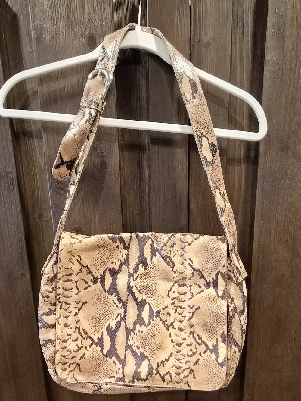 Enneci Neutral Snake-Print Shoulder Bag - Women